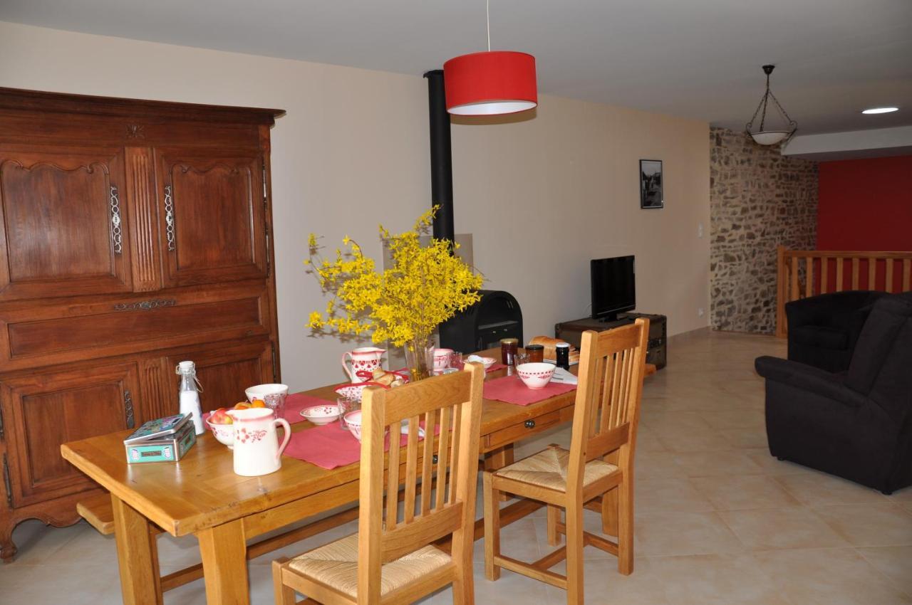 Bed and Breakfast La Grange Aux Hirondelles Athienville Екстер'єр фото