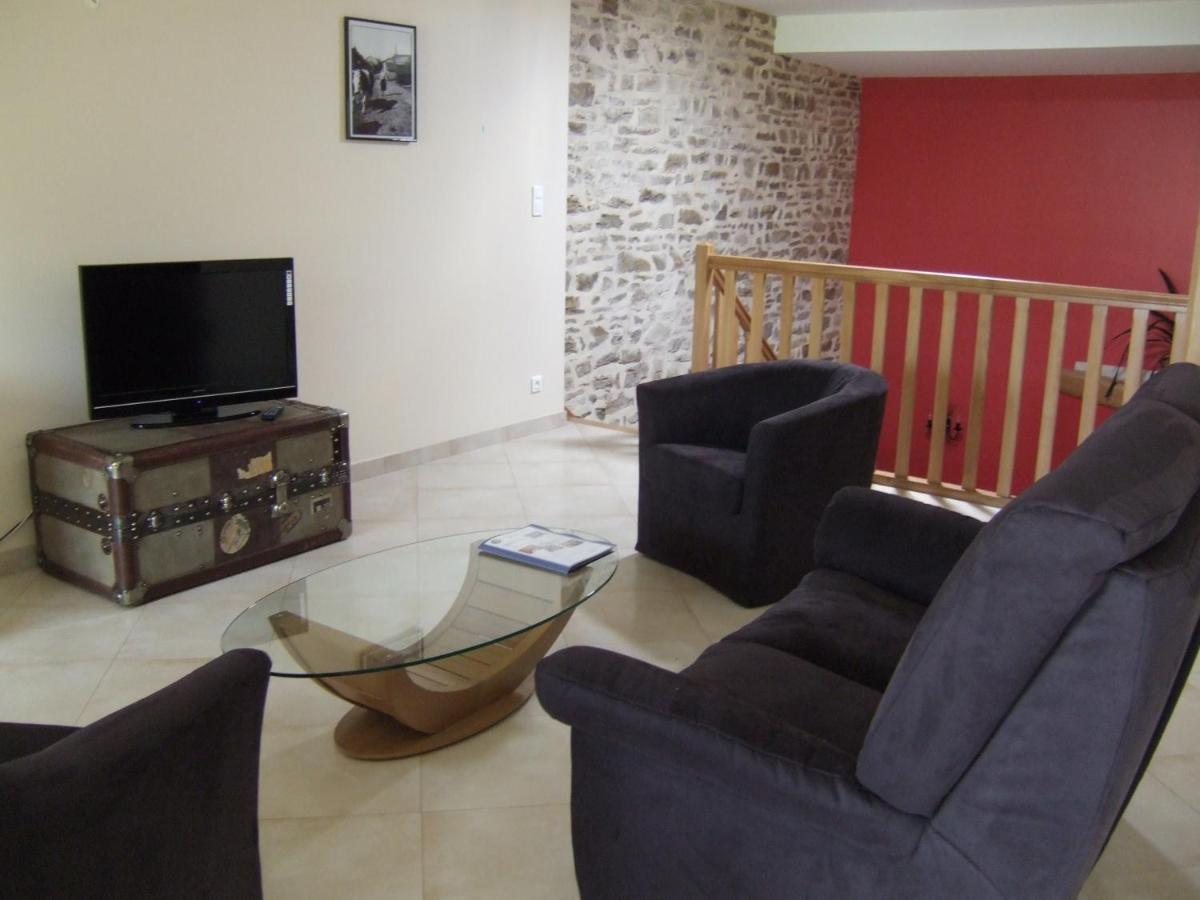 Bed and Breakfast La Grange Aux Hirondelles Athienville Екстер'єр фото
